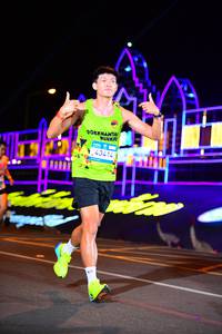 BIB: 43414
                            <button type="button" onclick="openModal(22862801)" class="btn btn-primary btn-sm float-right btn-popup" data-toggle="modal" data-target=".modal-high-quality">
                        <i class="fas fa-shopping-cart"></i> Add to Cart
                    </button>
                                            <button type="button" onclick="isThisMe(22862801, true)" class="btn btn-success btn-sm float-right btn-popup btn-isme hidden" data-toggle="tooltip" data-placement="bottom" title="นี่คือรูปของคุณใช่ไหม คลิกที่นี่เพื่อเอาเข้าอัลบั้ม">
                        <i class="fas fa-plus"></i> Add to album
                    </button>
                    <button type="button" onclick="isThisMe(22862801, false)" class="btn btn-warning btn-sm float-right btn-popup btn-isnotme hidden">
                        <i class="fas fa-ban"></i> Remove from album
                    </button>